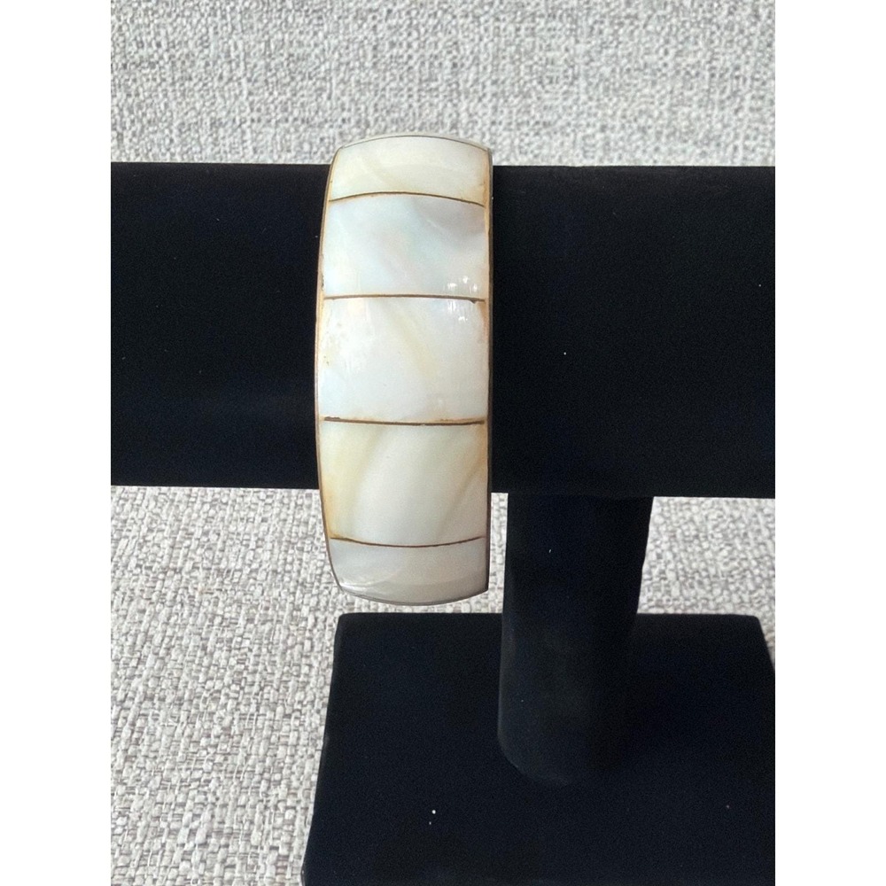Vintage Mother of Pearl Brass Bangle Bracelet Inlaid Shell Cuff Made in India